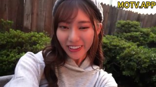 苗条妹子私人玩物自慰啪啪 玻璃棒抽插自慰再约炮双人激情无套啪啪完后洗澡